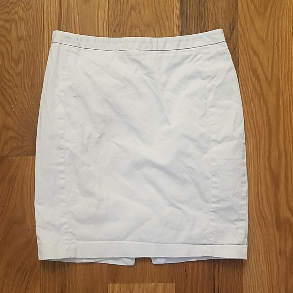 Express pencil skirt in white